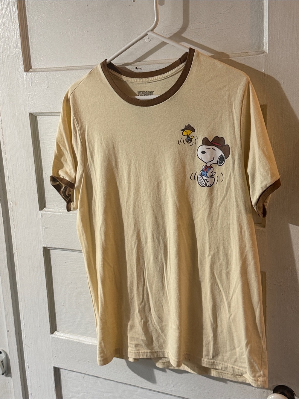 Aeropostale Cream Short Sleeve Tee with Brown Trim and Snoopy Graphic